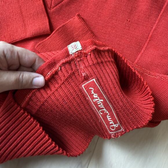 Vintage Spalding Sweater Small Red 60s Wool Pullover V Neck Made in USA - Picture 8 of 10